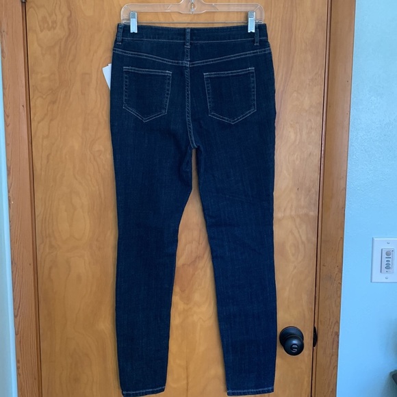 NWT Logo by Lori Goldstein Dark Wash Skinny Jeans - Picture 6 of 9